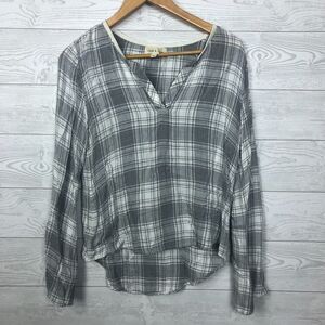 Cloth & Stone Women's XS Plaid Long Sleeve Popover Shirt V Neck Gray White Top
